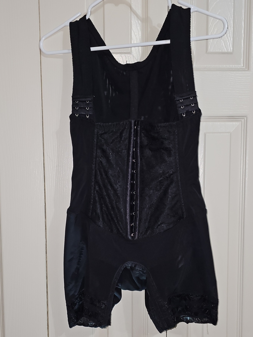 Black Full-Body Shapewear Bodysuit ❤️OFFERS WELCOMED❤️